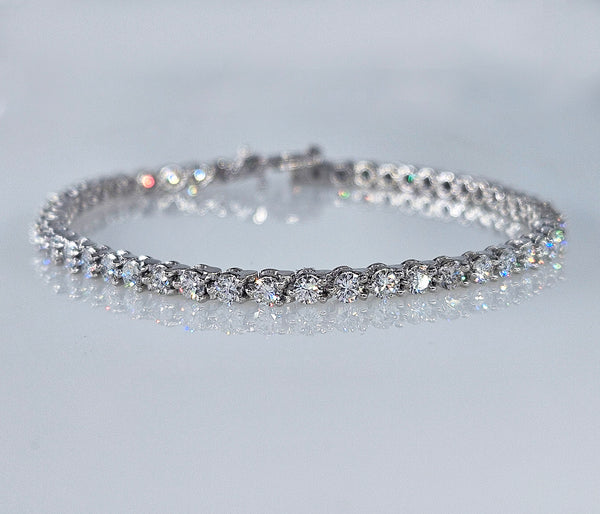 Fine 2.75 Carat Natural Round Diamond Tennis Line Platinum 3 Prong Bracelet