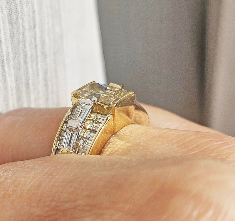 Vintage GIA 4.0ctw Natural YELLOW Radiant Cut Diamond Wedding 18KY Gold Ring