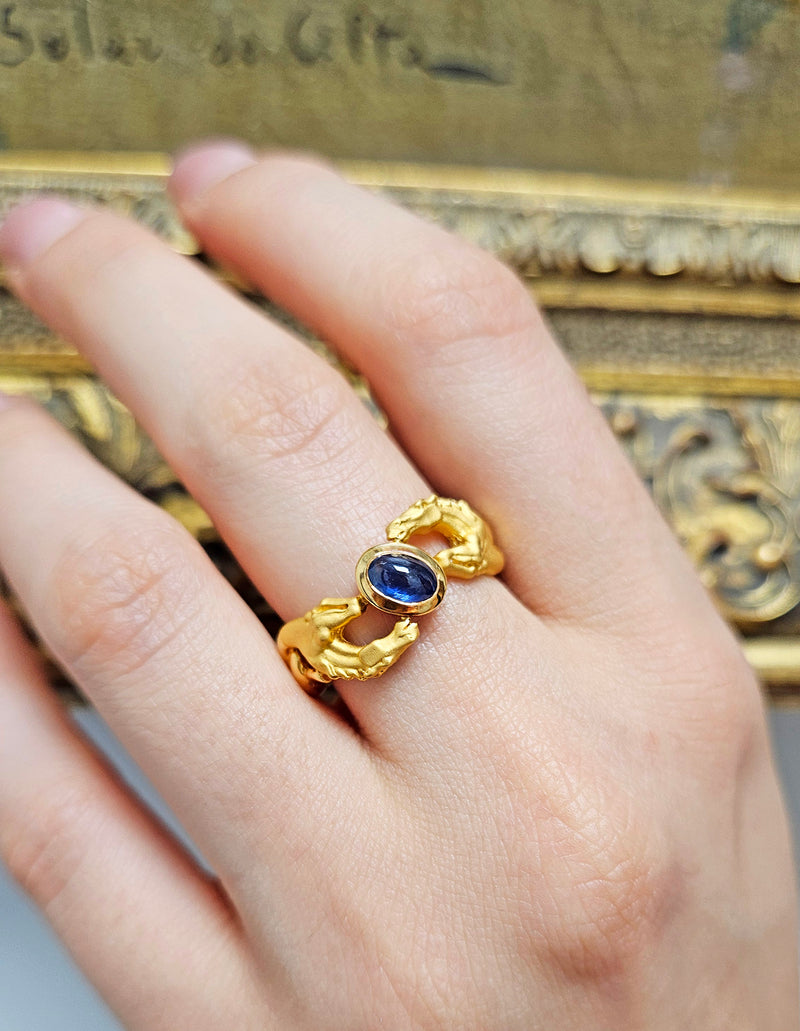 Carrera y Carrera Vintage 18K Yellow Gold Blue Sapphire Double Horse Statement Ring Band