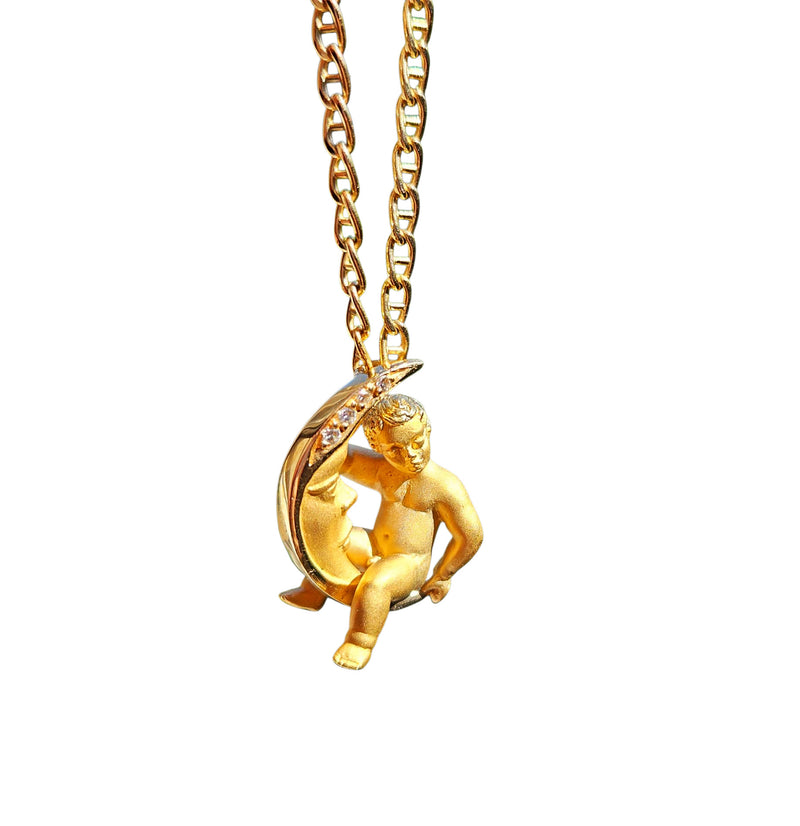Authentic Carrera y Carrera Diamond Crescent Moon & Angel Child 18k Yellow Gold Pendant Necklace