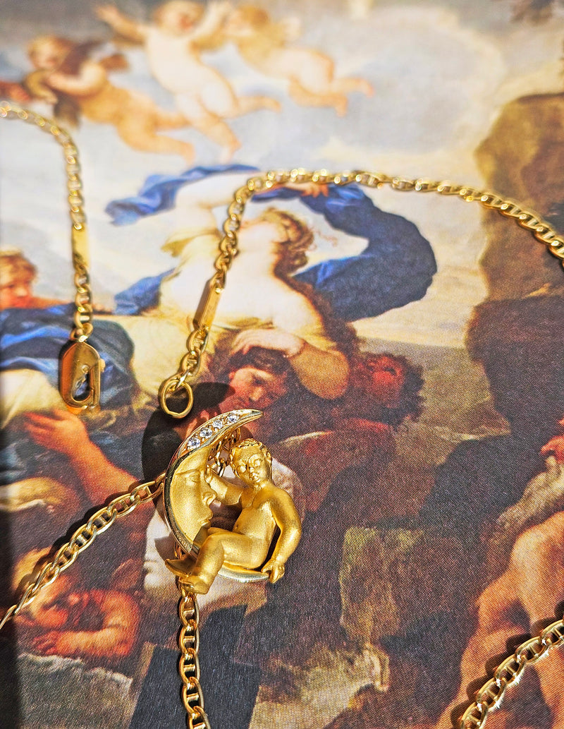 Authentic Carrera y Carrera Diamond Crescent Moon & Angel Child 18k Yellow Gold Pendant Necklace