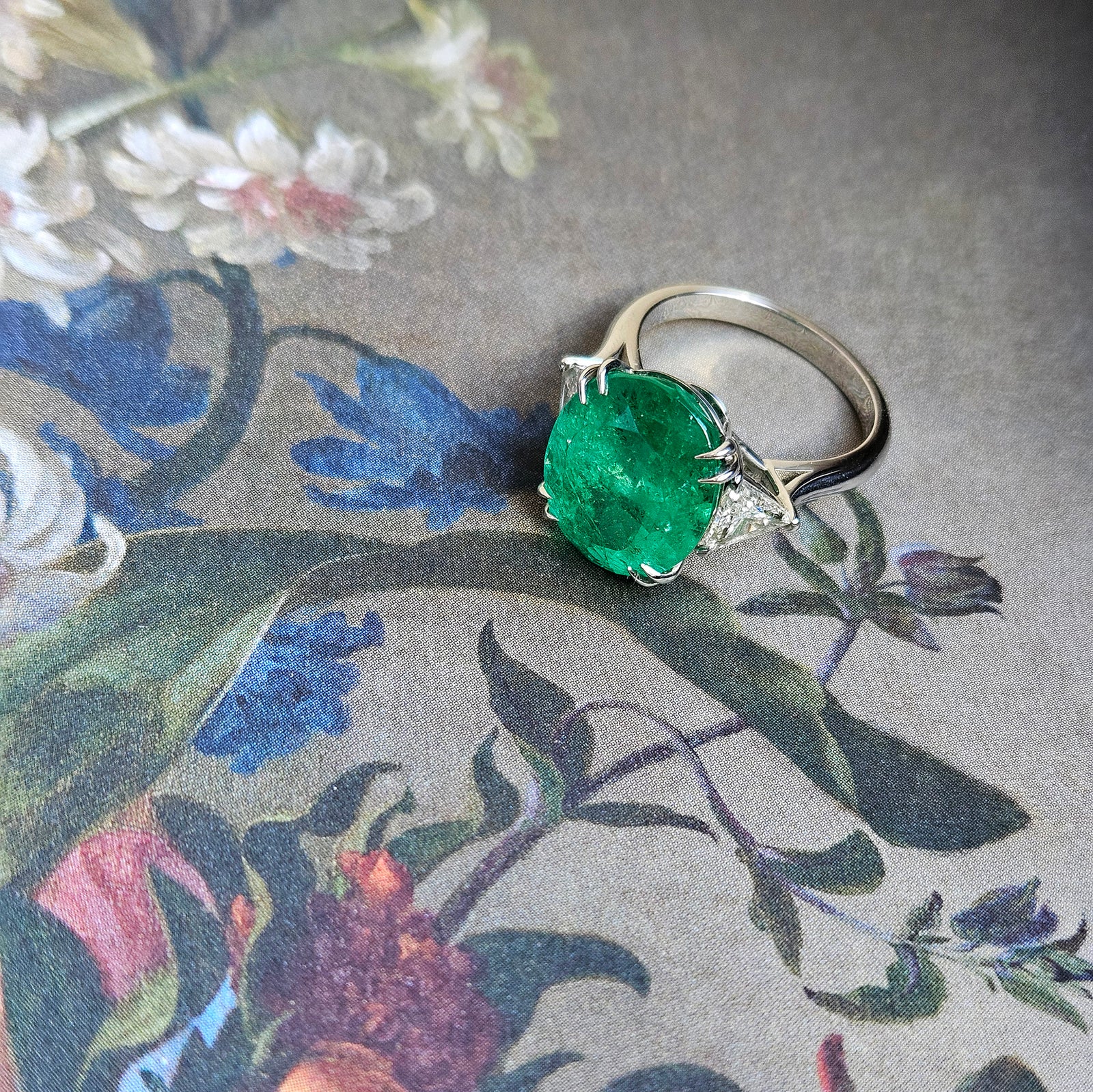 【花】タイピン３個　DIAMOND　Opal　Emerald　ケース付 AGL Minor Oil Colombian 10ctw Emerald & Diamond Three Stone
