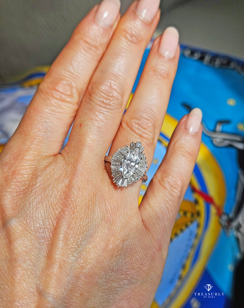 Vintage 1950s GIA 4.67ct Marquise Diamond Ballerina Cocktail 18K White Gold Ring