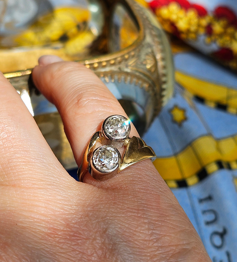 1914 Art Nouveau GIA 1.60ct Antique Old Mine cut Diamond Crossover "Toi et Moi" 18K Gold Ring