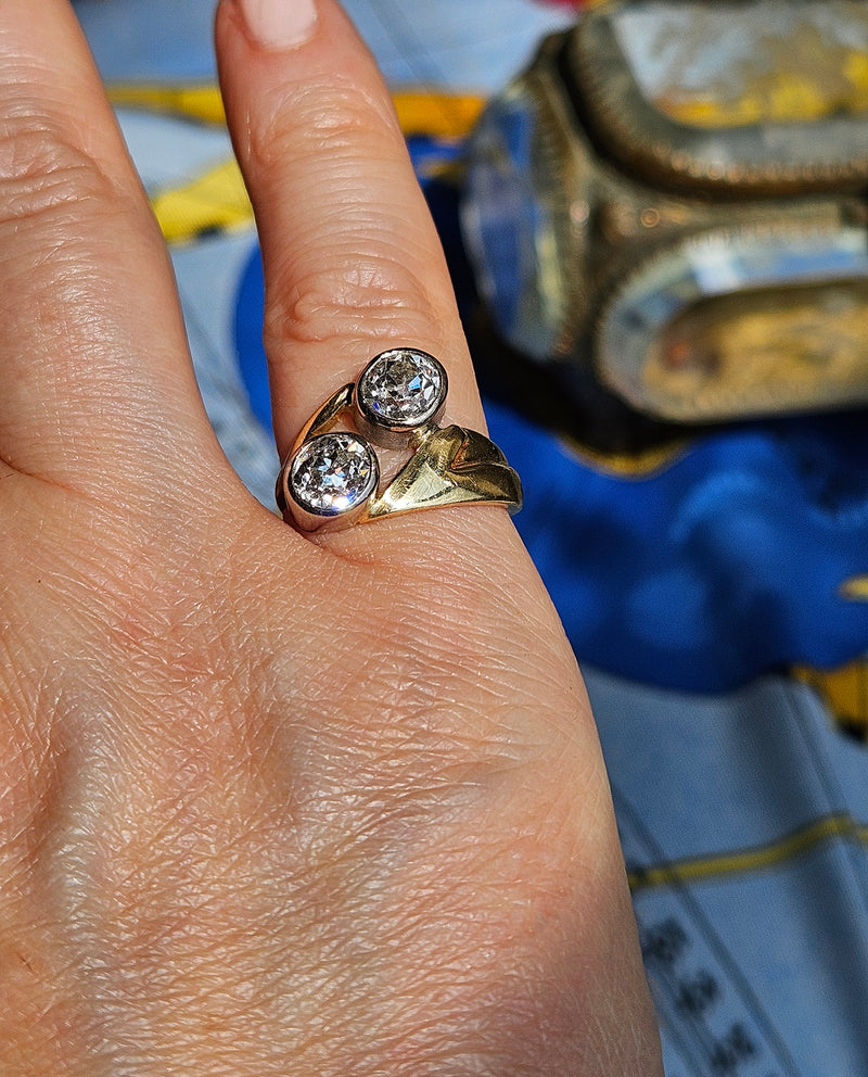 1914 Art Nouveau GIA 1.60ct Antique Old Mine cut Diamond Crossover "Toi et Moi" 18K Gold Ring