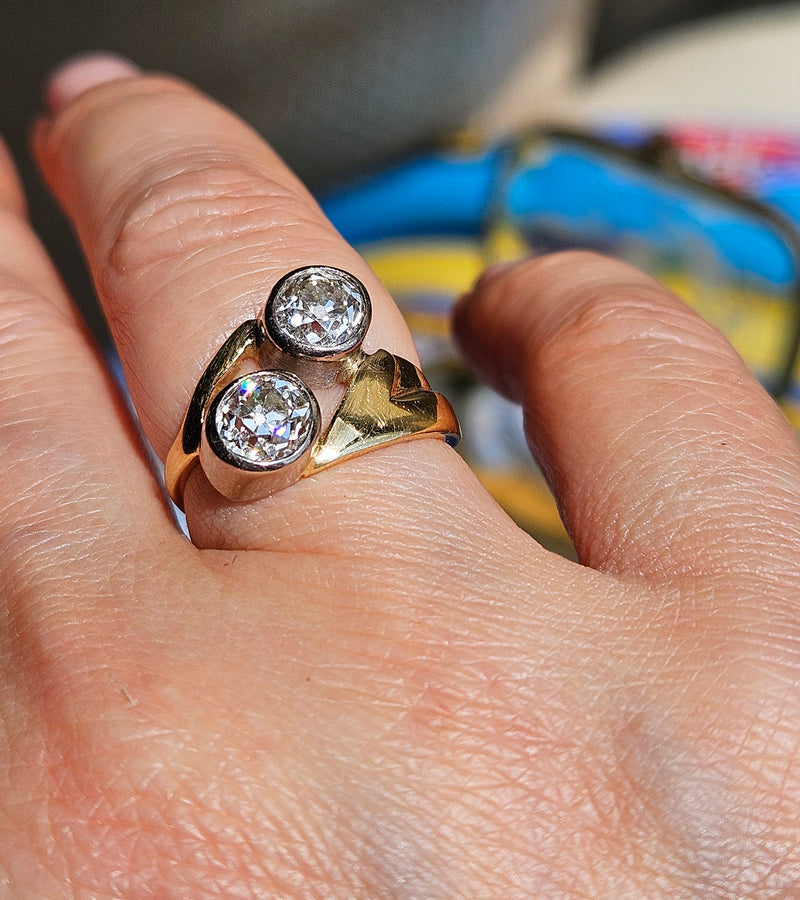 1914 Art Nouveau GIA 1.60ct Antique Old Mine cut Diamond Crossover "Toi et Moi" 18K Gold Ring