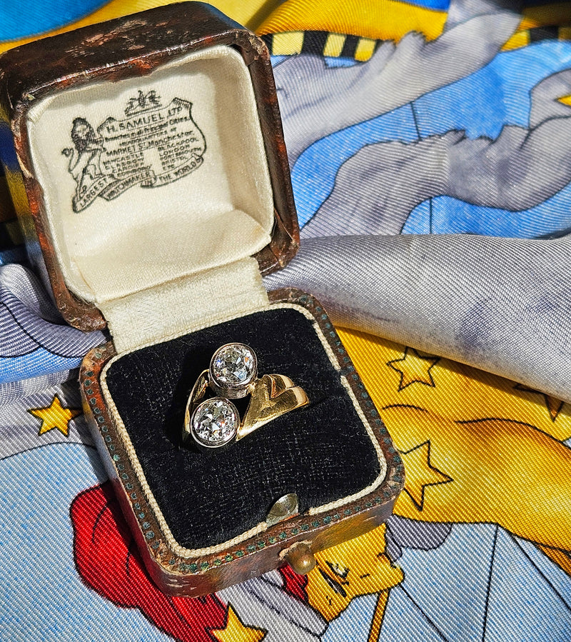 1914 Art Nouveau GIA 1.60ct Antique Old Mine cut Diamond Crossover "Toi et Moi" 18K Gold Ring