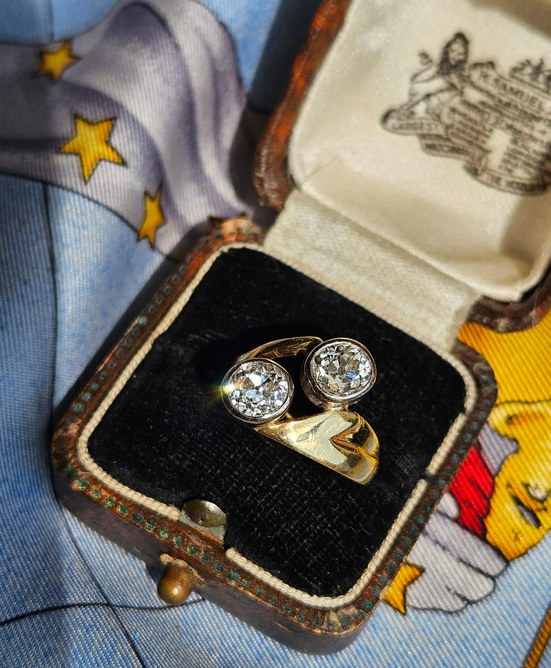 1914 Art Nouveau GIA 1.60ct Antique Old Mine cut Diamond Crossover "Toi et Moi" 18K Gold Ring