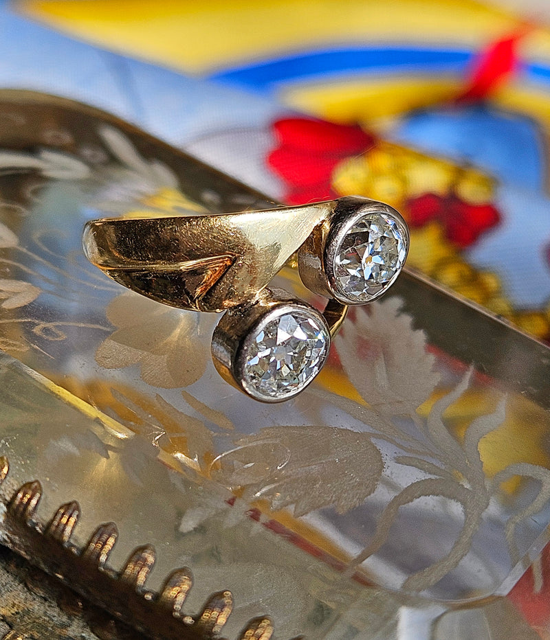 1914 Art Nouveau GIA 1.60ct Antique Old Mine cut Diamond Crossover "Toi et Moi" 18K Gold Ring