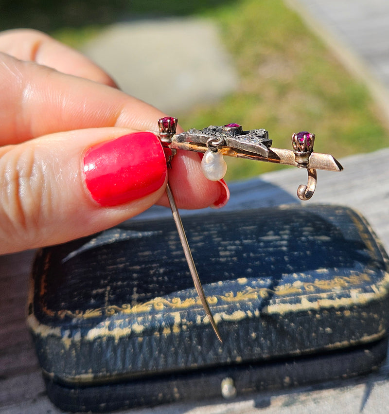 1890s English Antique Rose Cut Diamond Ruby Pearl Gold Gold Silver Bar Brooch Pin