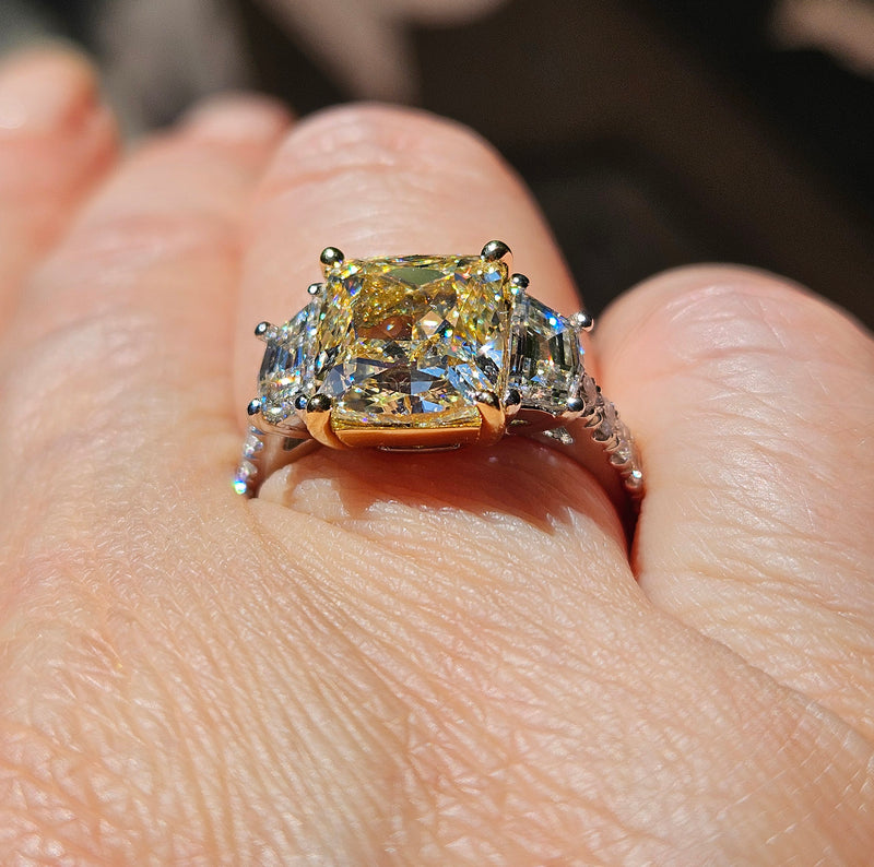 Vintage GIA 5.48ctw Natural YELLOW Cushion Cut Diamond Platinum 18K Gold 3 Stone Ring