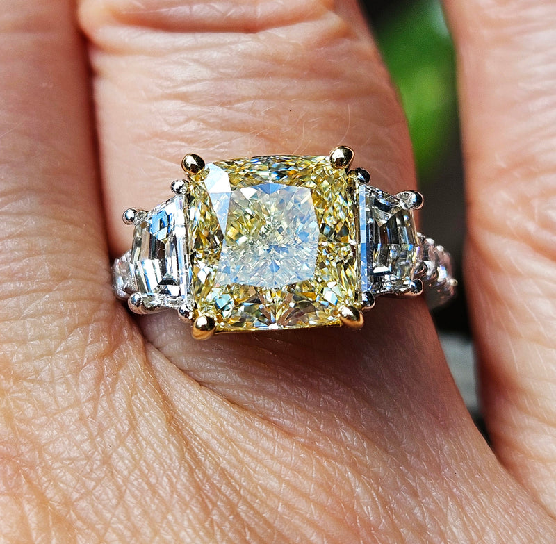 Vintage GIA 5.48ctw Natural YELLOW Cushion Cut Diamond Platinum 18K Gold 3 Stone Ring