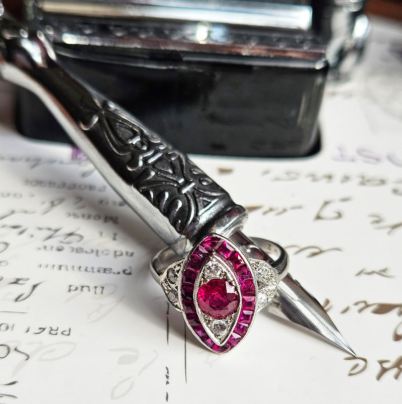 Art Deco GIA Burma Pigeon Blood Ruby and Diamond Platinum Vintage Ring, 1930s