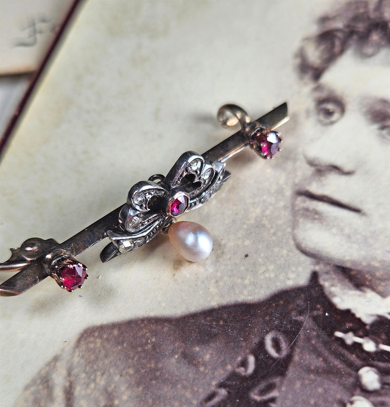 1890s English Antique Rose Cut Diamond Ruby Pearl Gold Gold Silver Bar Brooch Pin