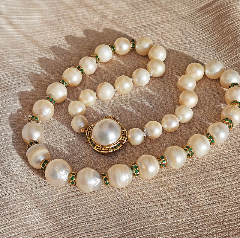 Vintage 14K Gold Cultured 10-15mm Pearl Necklace Emerald Rondelles Mabe Pearl Clasp 20"