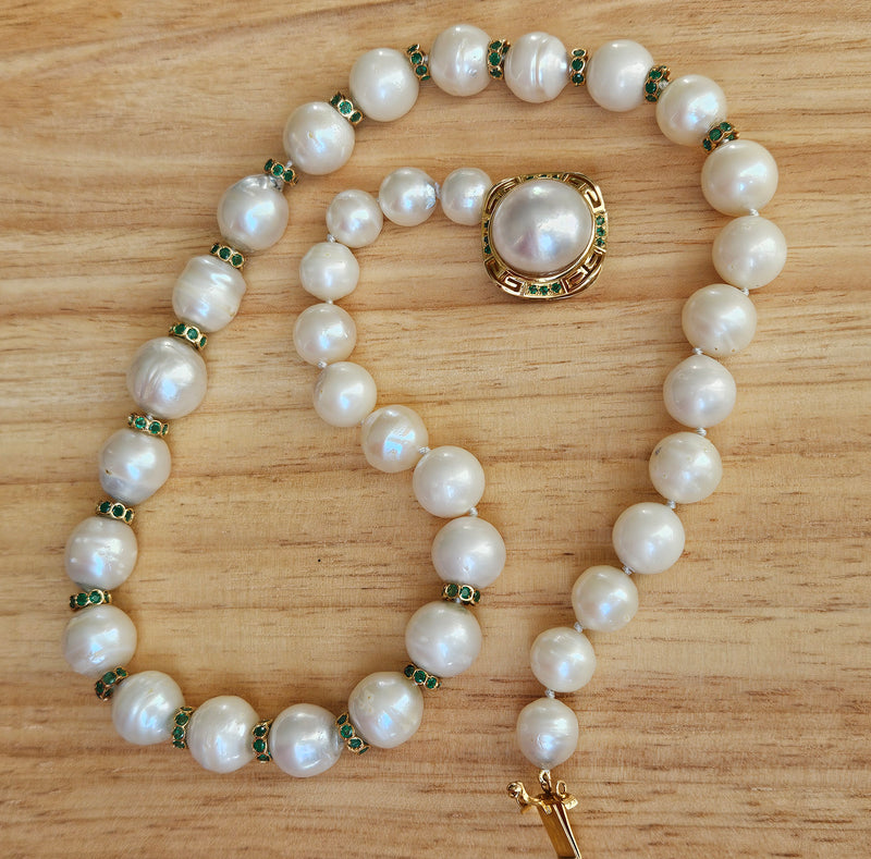 Vintage 14K Gold Cultured 10-15mm Pearl Necklace Emerald Rondelles Mabe Pearl Clasp 20"