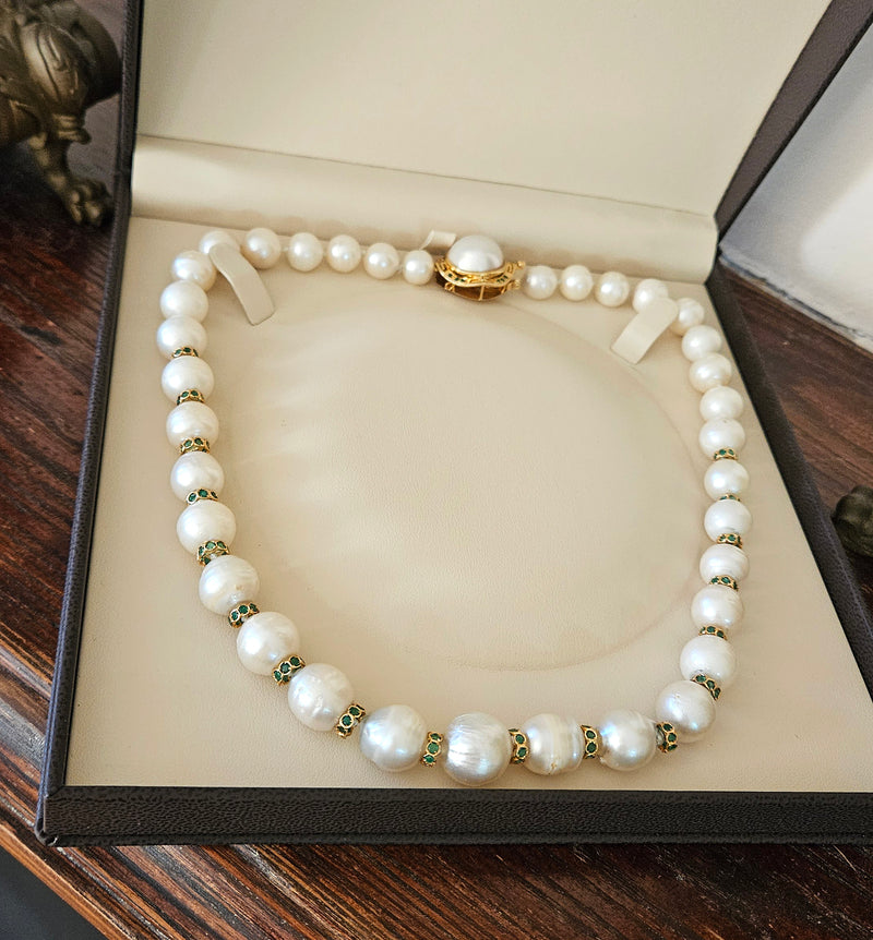 Vintage 14K Gold Cultured 10-15mm Pearl Necklace Emerald Rondelles Mabe Pearl Clasp 20"