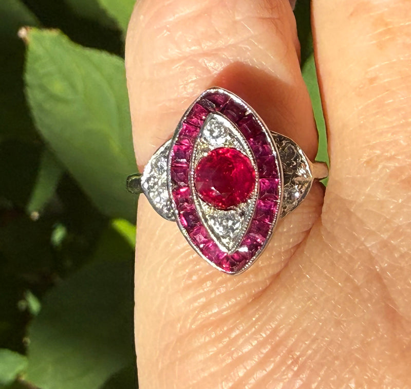 Art Deco GIA Burma Pigeon Blood Ruby and Diamond Platinum Vintage Ring, 1930s