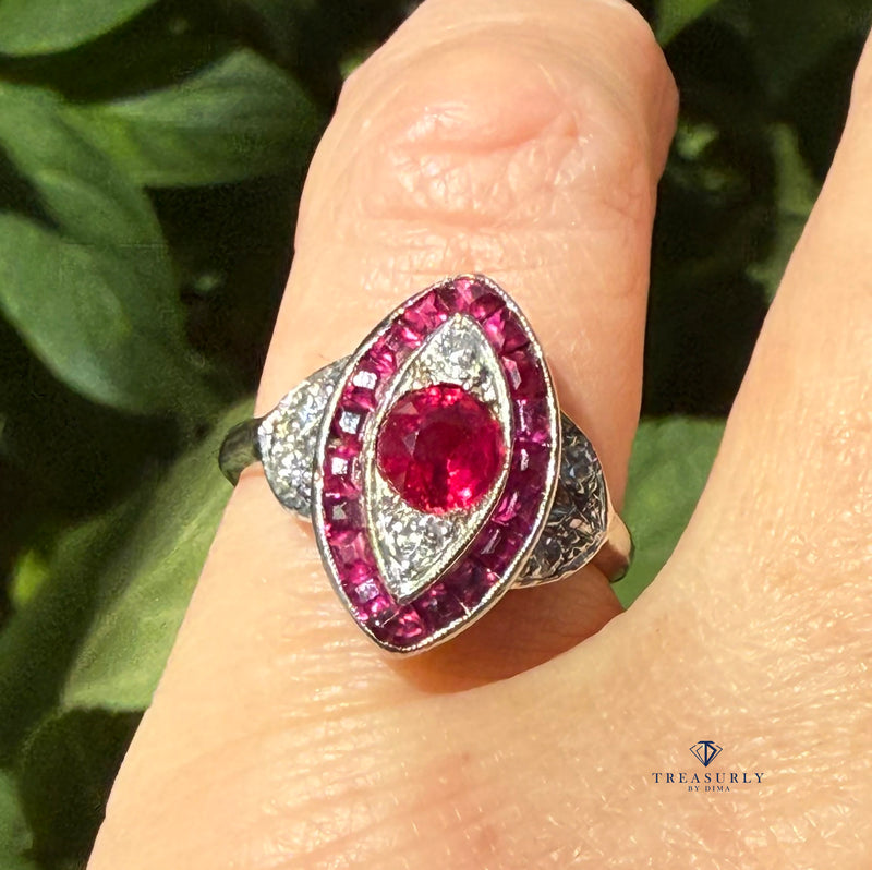 Art Deco GIA Burma Pigeon Blood Ruby and Diamond Platinum Vintage Ring, 1930s