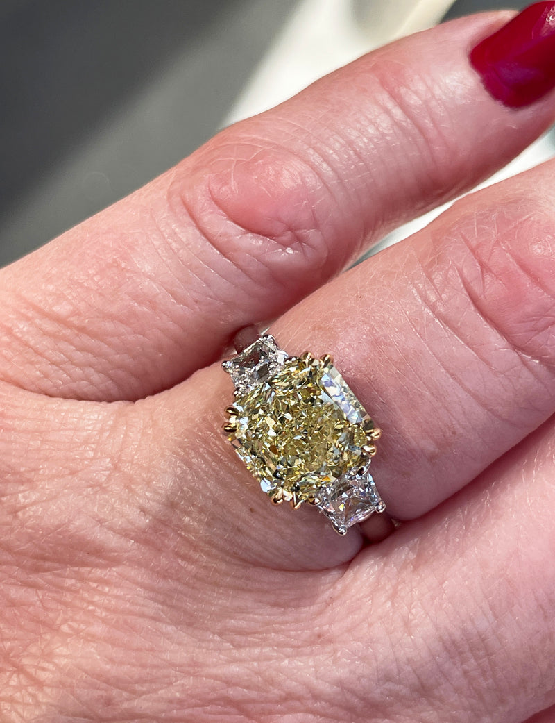 Vintage “Canary” GIA 4.32ctw Natural Fancy YELLOW Radiant Cut Diamond 3 Stone Platinum Ring