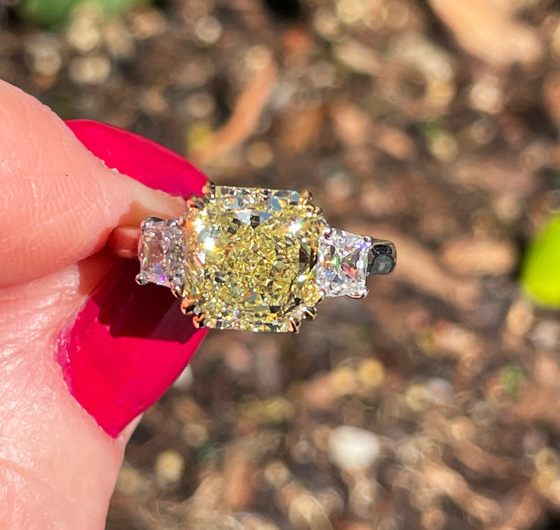 Vintage “Canary” GIA 4.32ctw Natural Fancy YELLOW Radiant Cut Diamond 3 Stone Platinum Ring