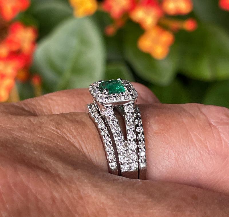 Estate 1.70ct Natural Green Emerald and Diamond Engagement Anniversary Triple Band Gold Ring by Heizberg