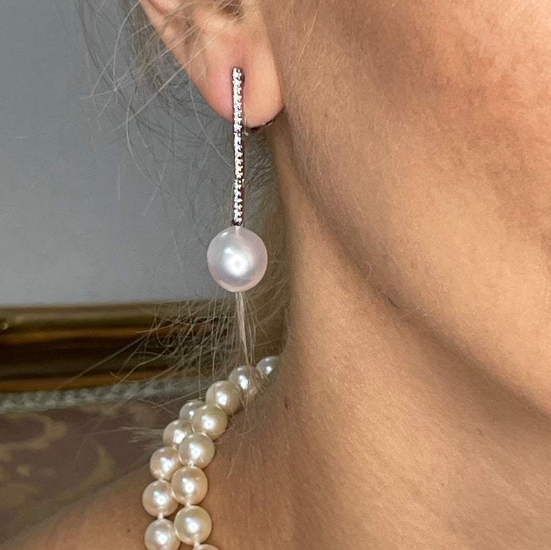 A Pair of South Sea Cultured Pearl 11.5mm 0.30ctw Diamond Pendant Drop Dangling 18k White Gold EARRINGS