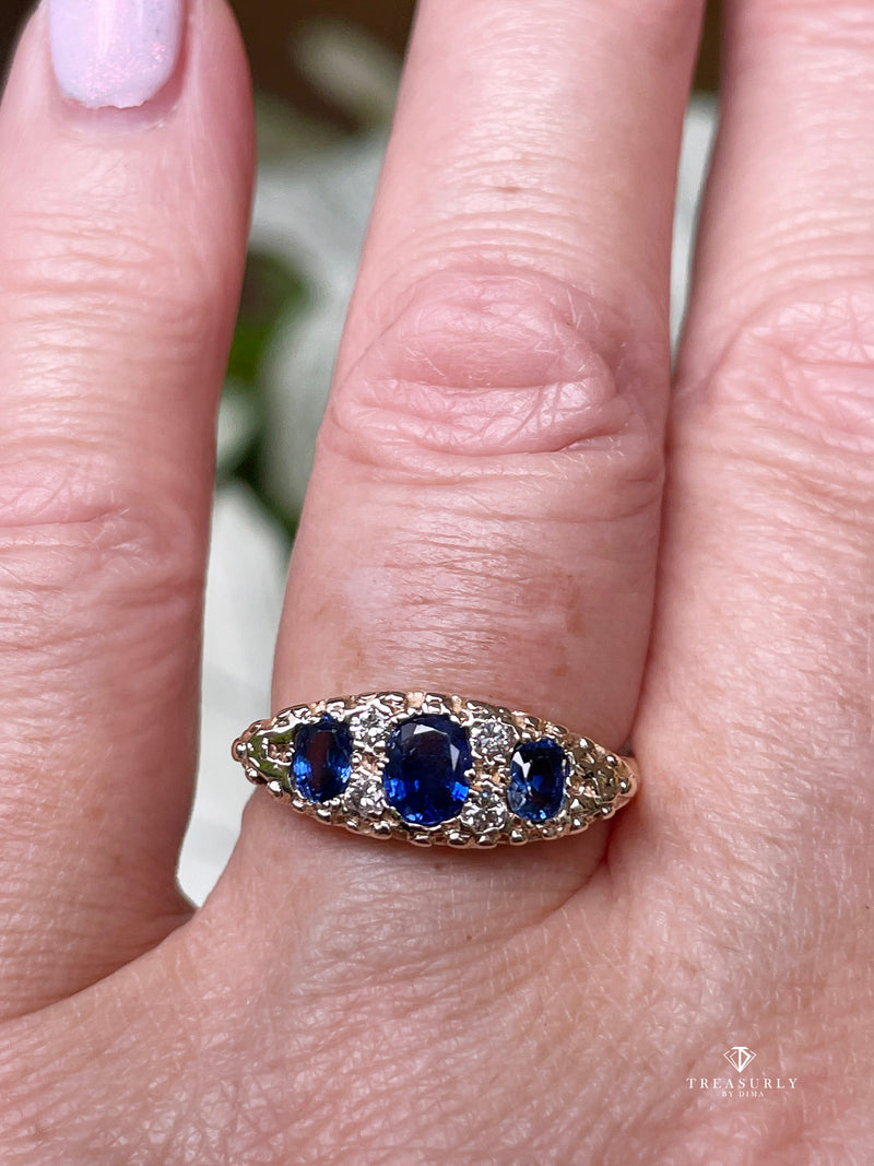 Victorian Revival 1.09ct Vintage GIA Blue Sapphire & Diamond Trilogy 16k Gold Ring