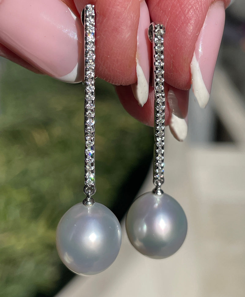 A Pair of South Sea Cultured Pearl 11.5mm 0.30ctw Diamond Pendant Drop Dangling 18k White Gold EARRINGS