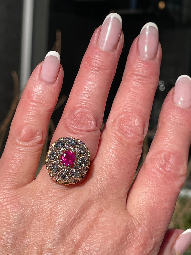 Burmese GIA 2.53ctw Natural Red RUBY Diamond 18K Gold Vintage Cocktail Ring, 1970s