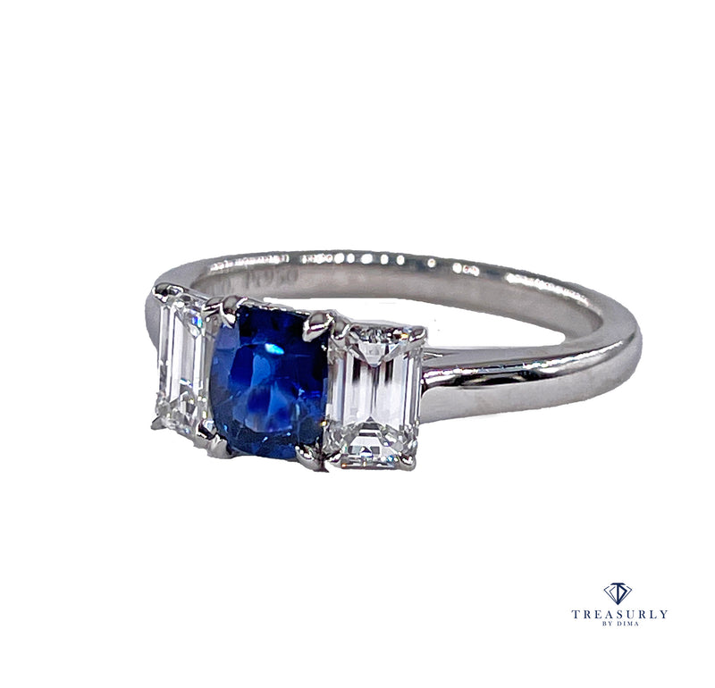 GIA Vintage TIFFANY & Co 1.75ctw No-Heat Blue Sapphire and Diamond 3 Stone Platinum Ring