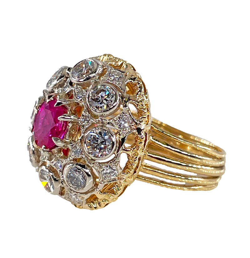 Burmese GIA 2.53ctw Natural Red RUBY Diamond 18K Gold Vintage Cocktail Ring, 1970s