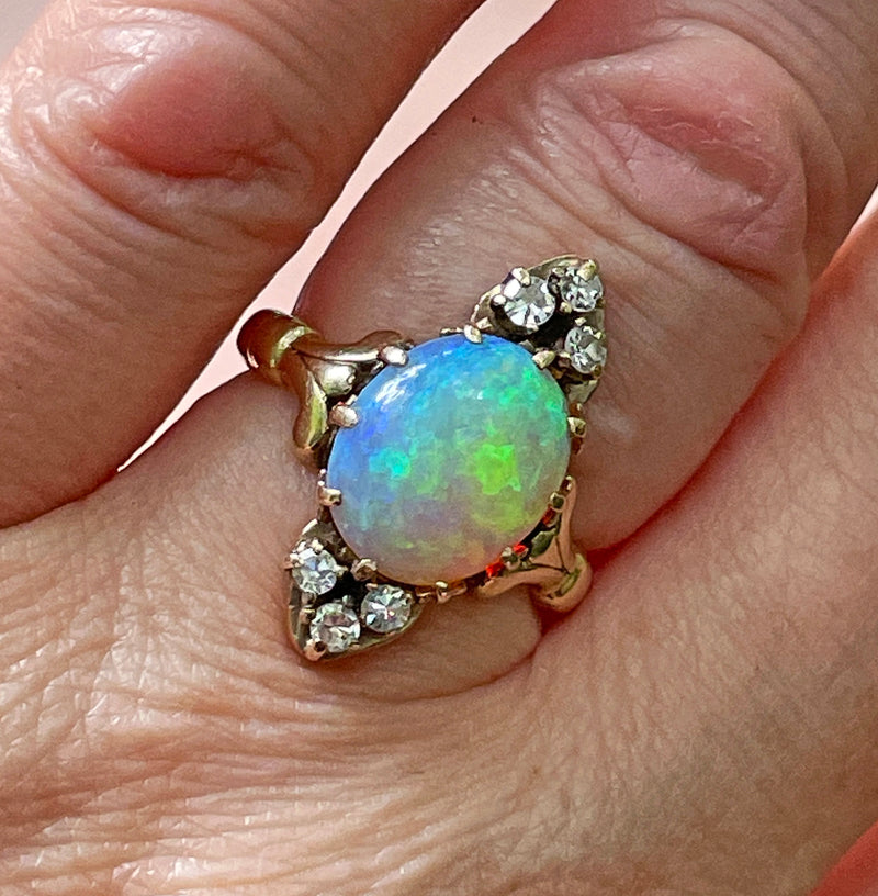 Victorian Antique 3.57ctw Opal Diamond 14K Yellow Gold Dinner Cocktail Ring