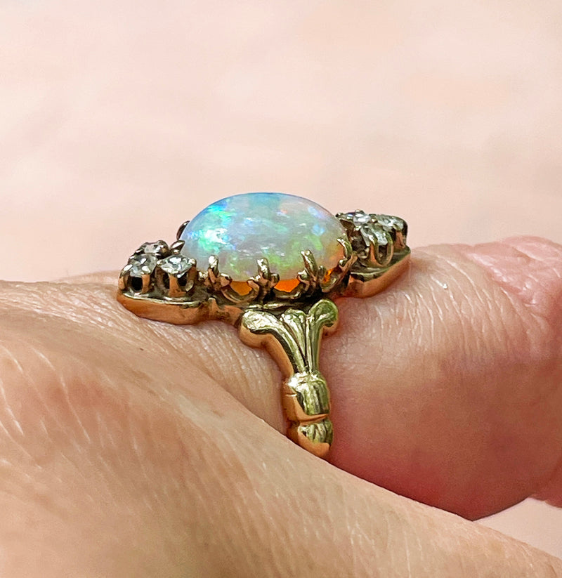 Victorian Antique 3.57ctw Opal Diamond 14K Yellow Gold Dinner Cocktail Ring