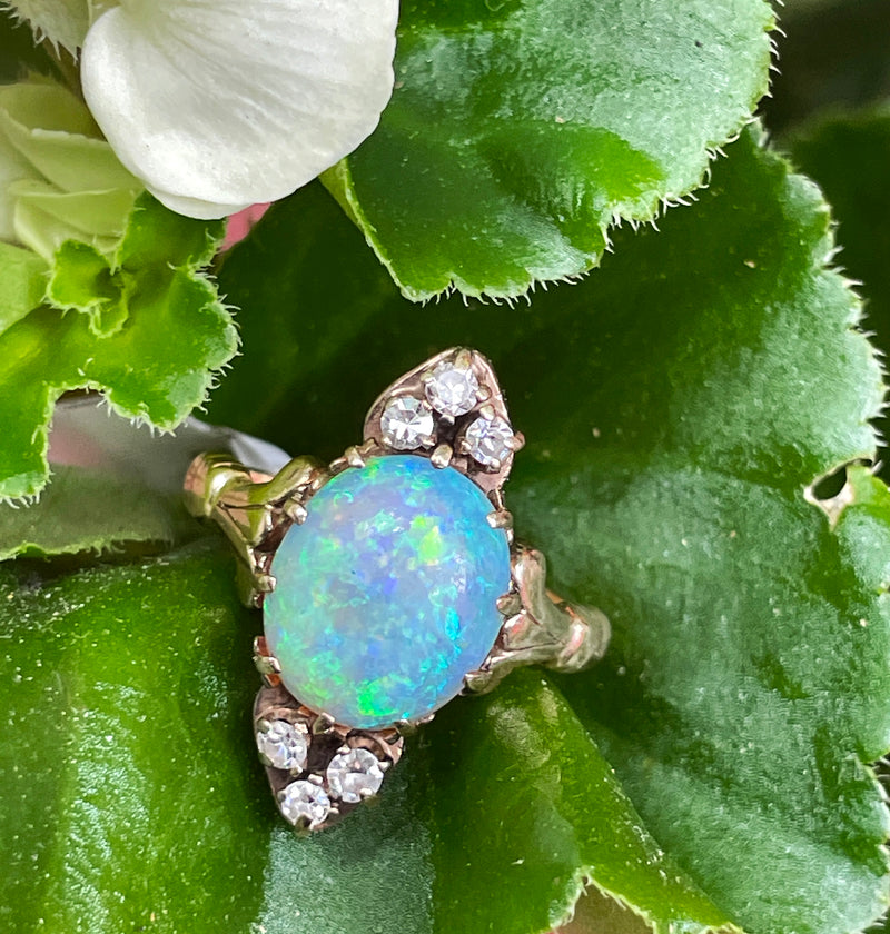 Victorian Antique 3.57ctw Opal Diamond 14K Yellow Gold Dinner Cocktail Ring