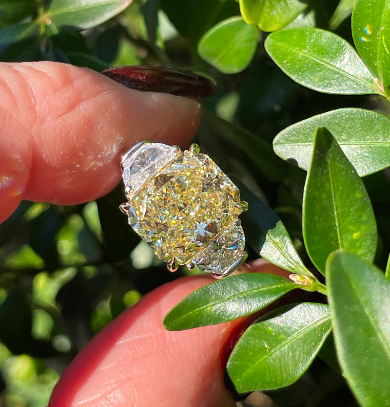 Estate GIA 4.85ct Natural Fancy Yellow RADIANT 3 Stone Diamond Engagement Platinum 18K YG Ring