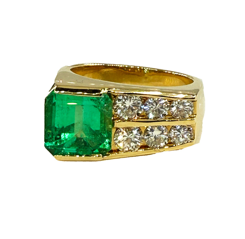 Vintage GIA 4.20ctw Natural Colombian Green Emerald Diamond 18k Yellow Gold Ring, Unisex