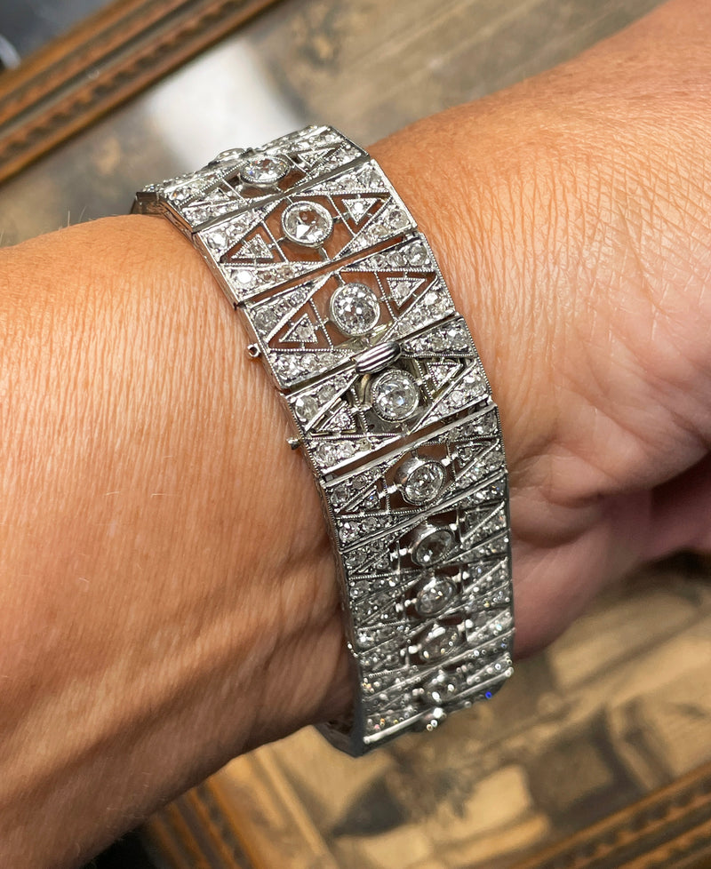 French Art Deco 17.05ct Old European Diamond Platinum Line Bracelet