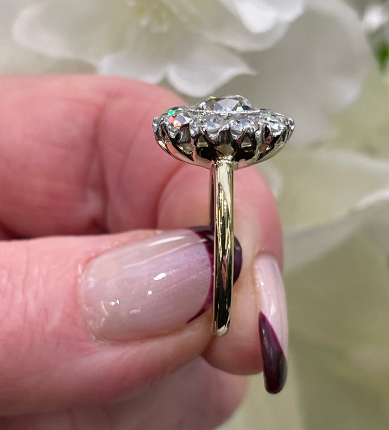 18k diamond cluster ring Clearance