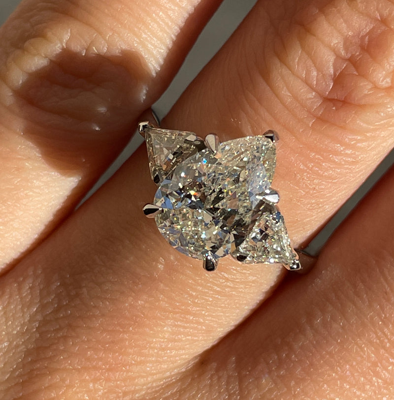 GIA Estate Vintage PEAR Shaped Stone Diamond Engagement