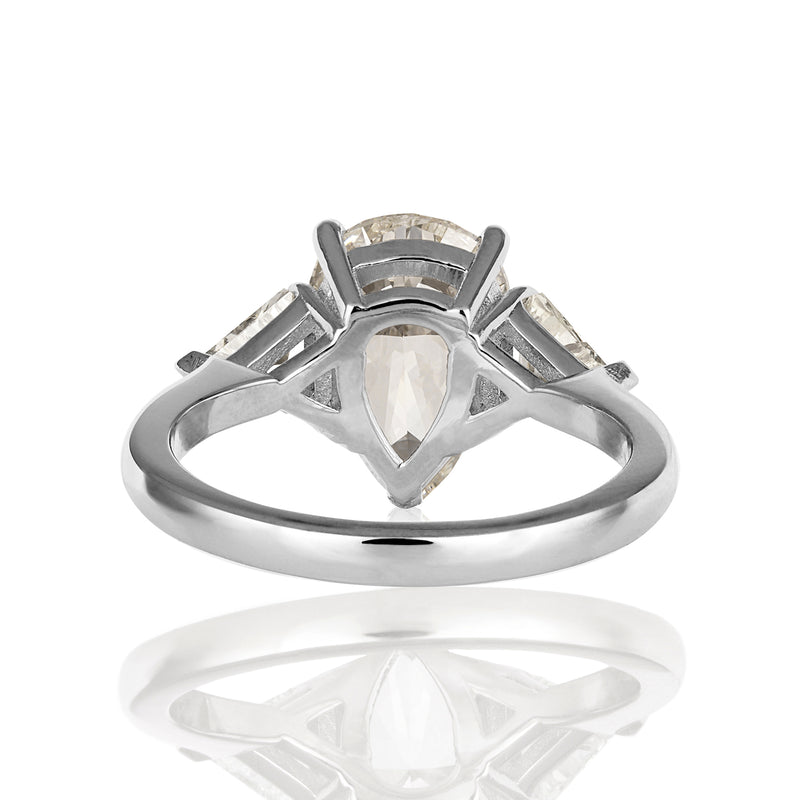 GIA 3.62ct Estate Vintage PEAR Shaped 3 Stone Diamond Engagement Platinum Ring